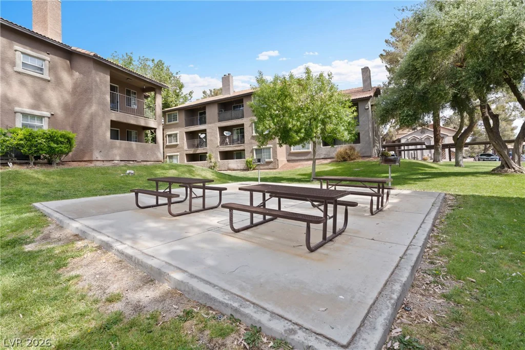 2750 Durango, Las Vegas, NV 89117