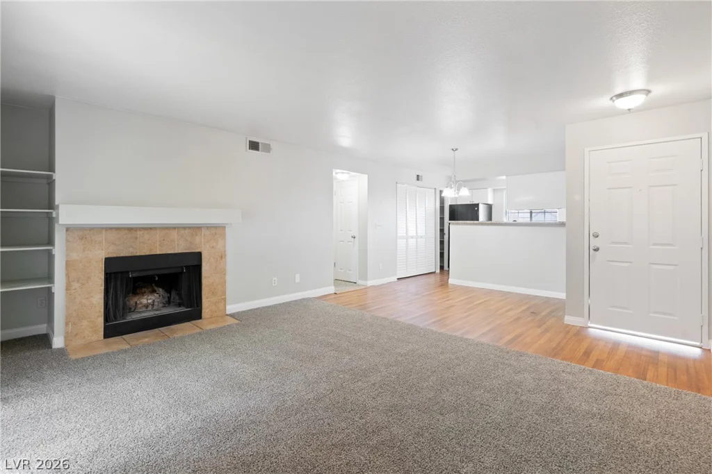 2750 Durango, Las Vegas, NV 89117
