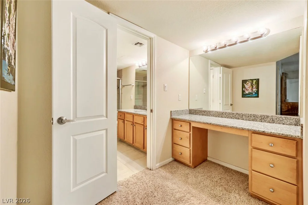 746 Oakmont, Las Vegas, NV 89109