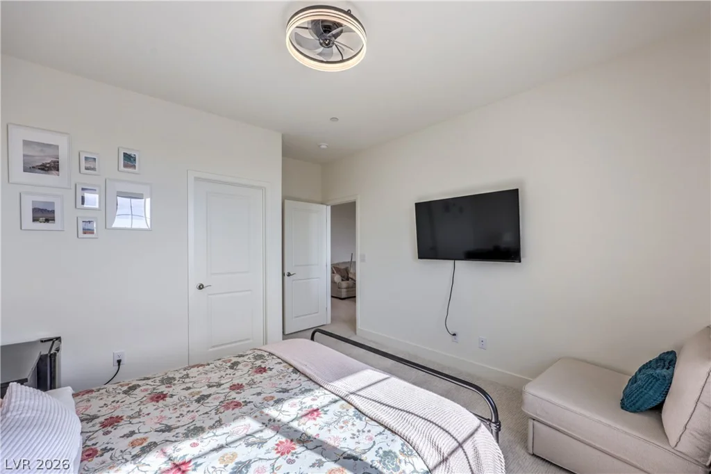 5401 Grapetree, Las Vegas, NV 89149
