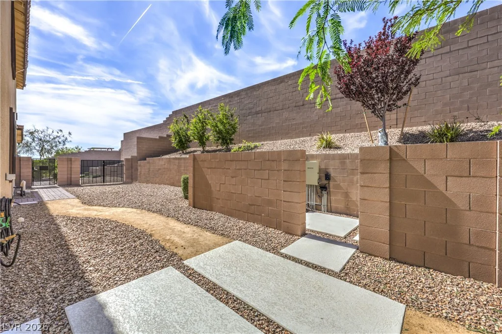 5401 Grapetree, Las Vegas, NV 89149
