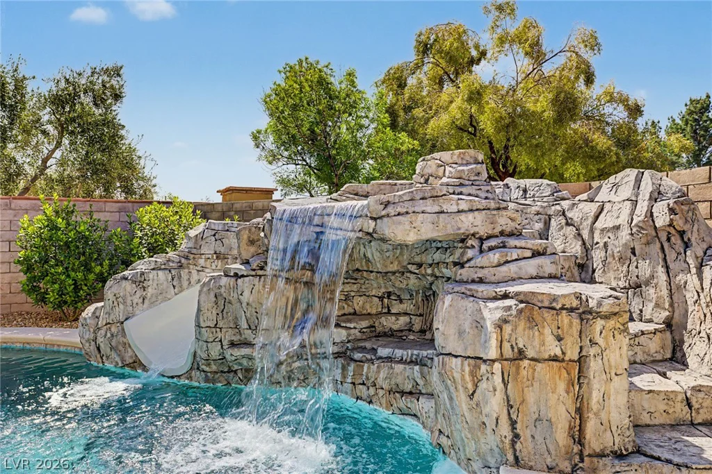12240 Montura Rosa, Las Vegas, NV 89138