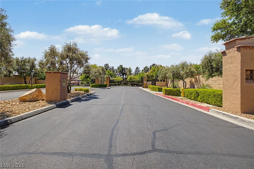 12240 Montura Rosa, Las Vegas, NV 89138