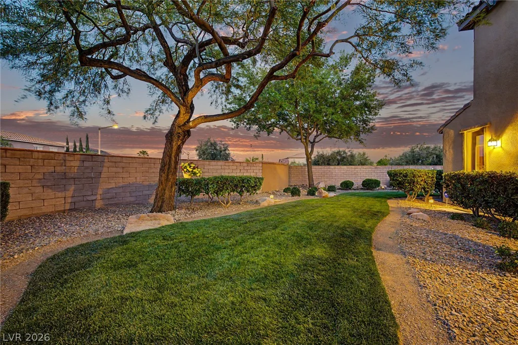 12240 Montura Rosa, Las Vegas, NV 89138