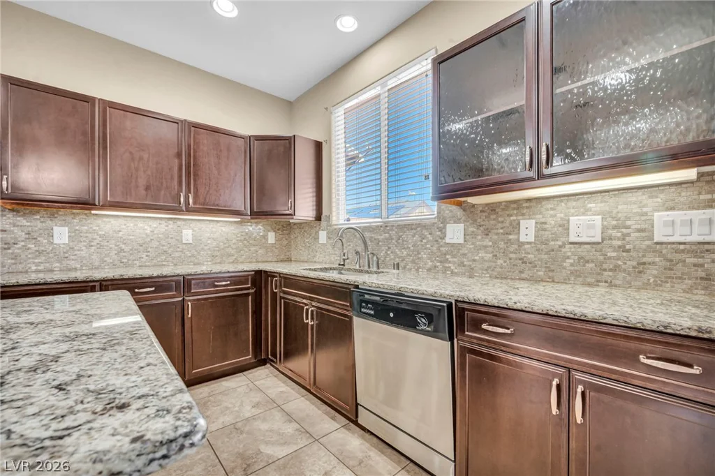6928 Laurel Falls, Las Vegas, NV 89149