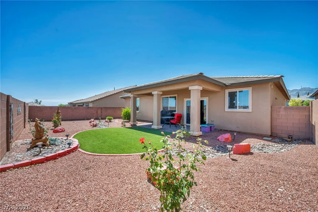6928 Laurel Falls, Las Vegas, NV 89149
