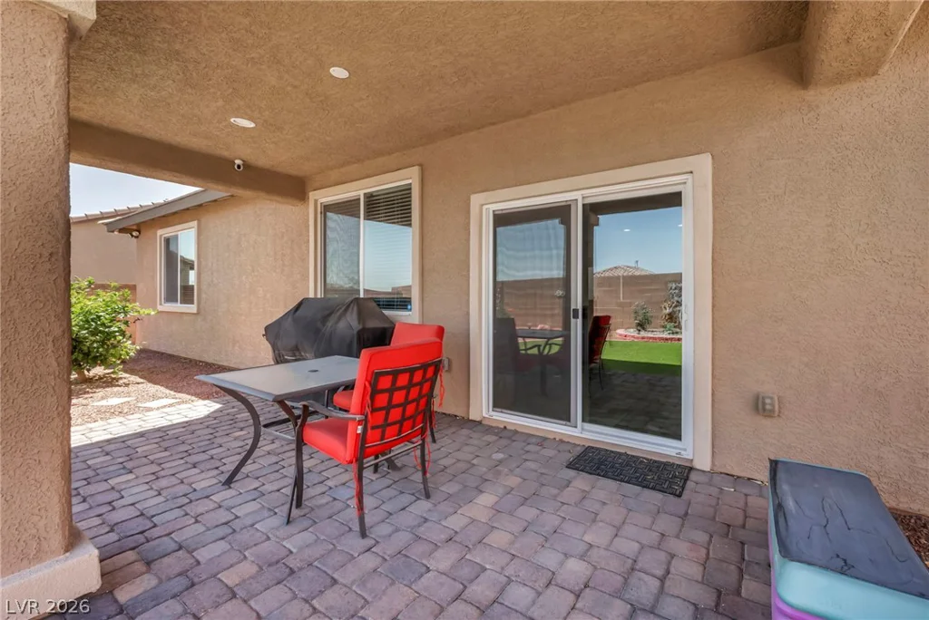 6928 Laurel Falls, Las Vegas, NV 89149