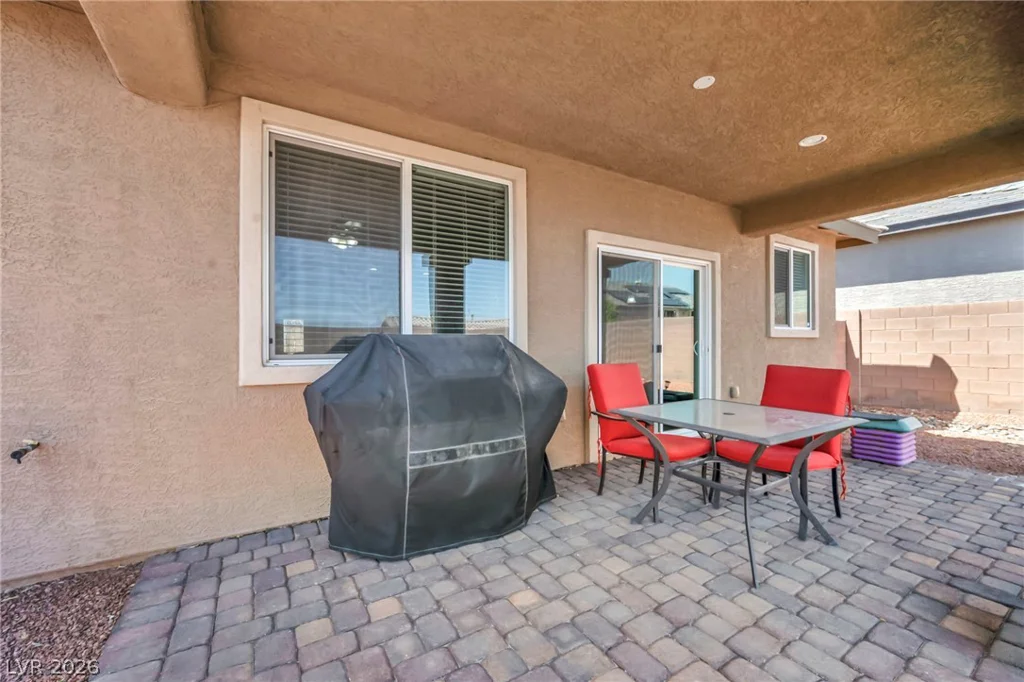 6928 Laurel Falls, Las Vegas, NV 89149