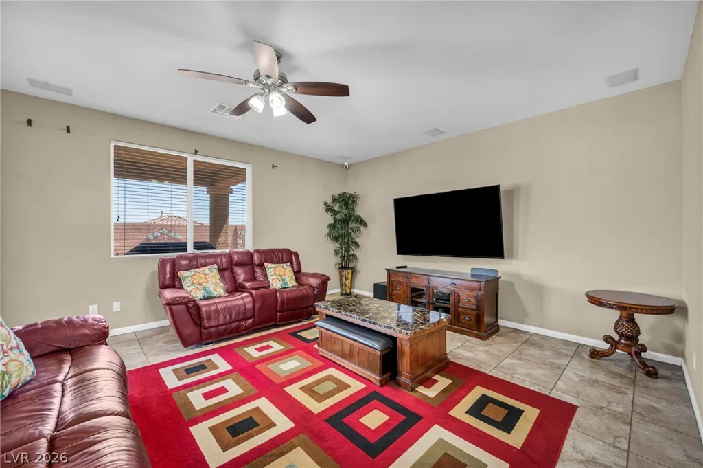 6928 Laurel Falls, Las Vegas, NV 89149