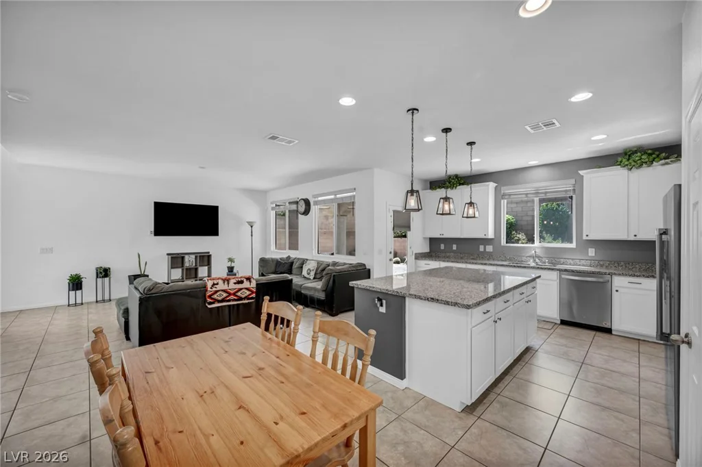 8049 Tank Loop, Las Vegas, NV 89166