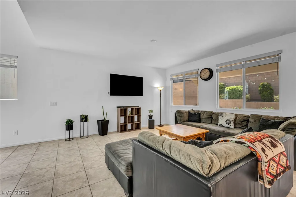 8049 Tank Loop, Las Vegas, NV 89166