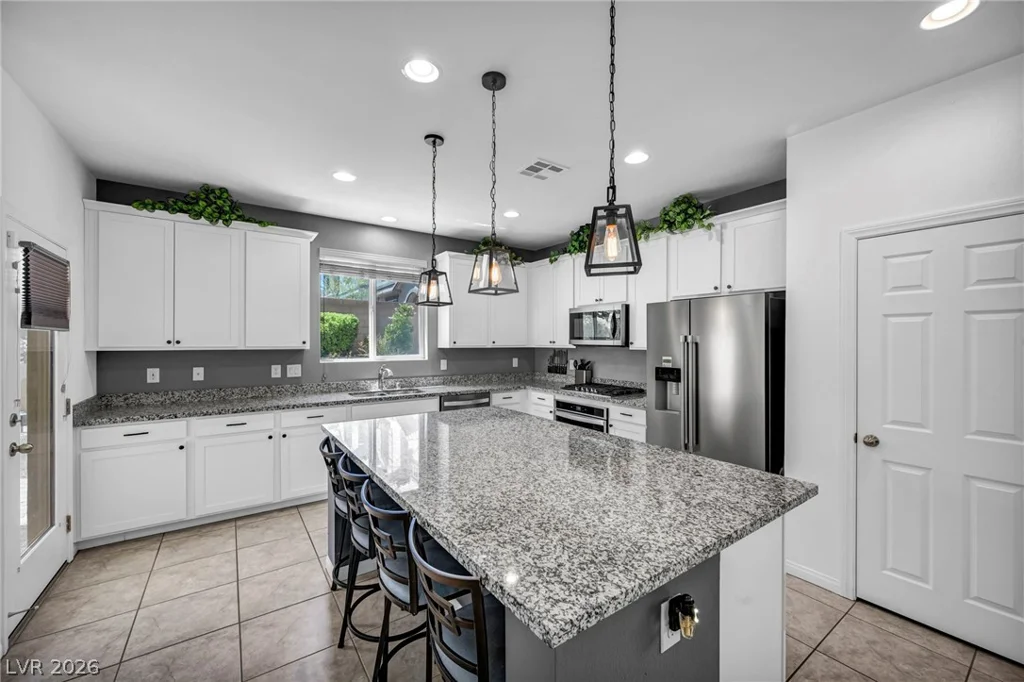 8049 Tank Loop, Las Vegas, NV 89166