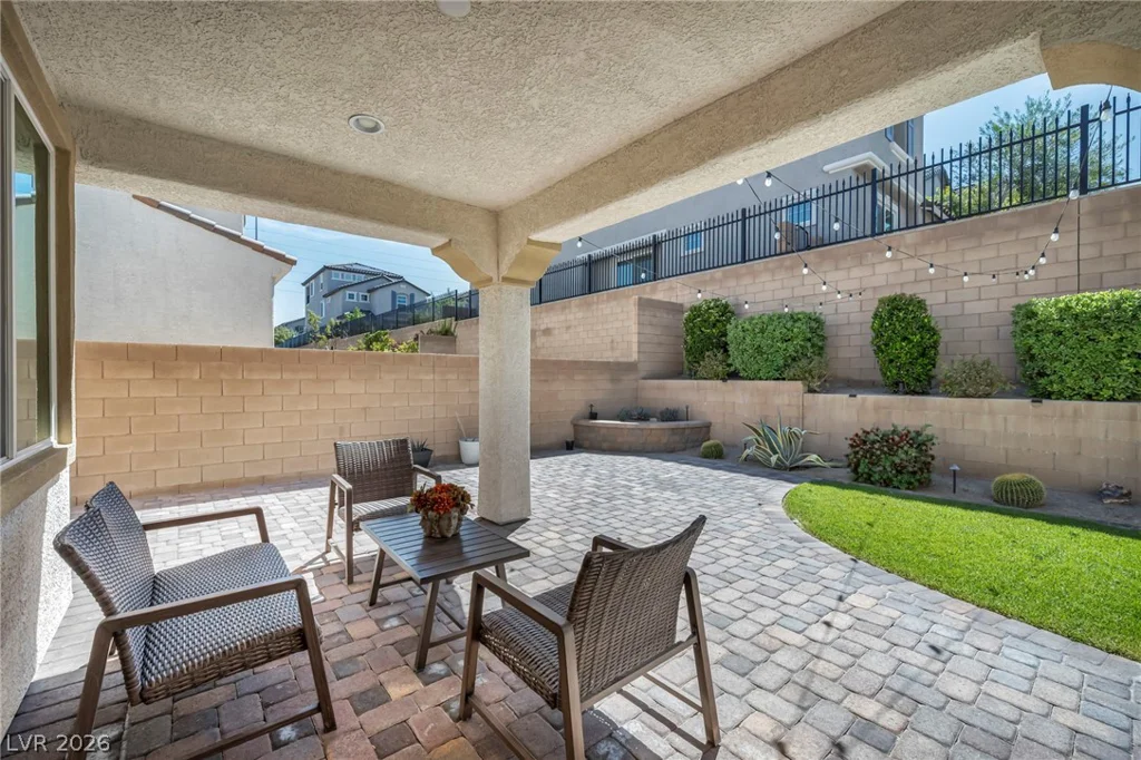 8049 Tank Loop, Las Vegas, NV 89166
