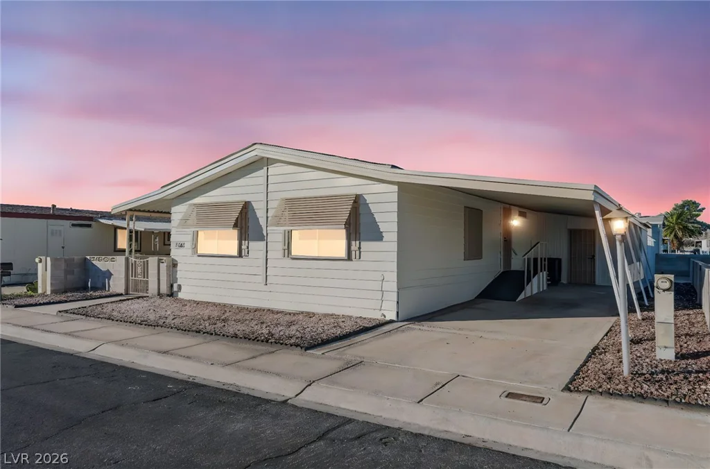 3361 Gulf Shores, Las Vegas, NV 89122