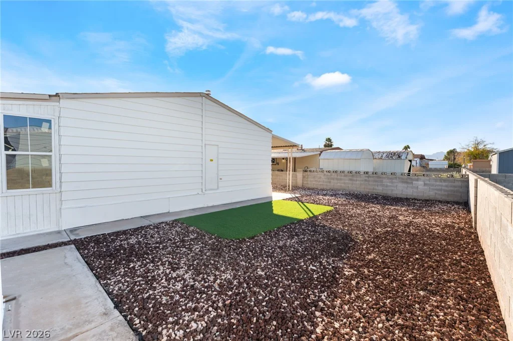 3361 Gulf Shores, Las Vegas, NV 89122
