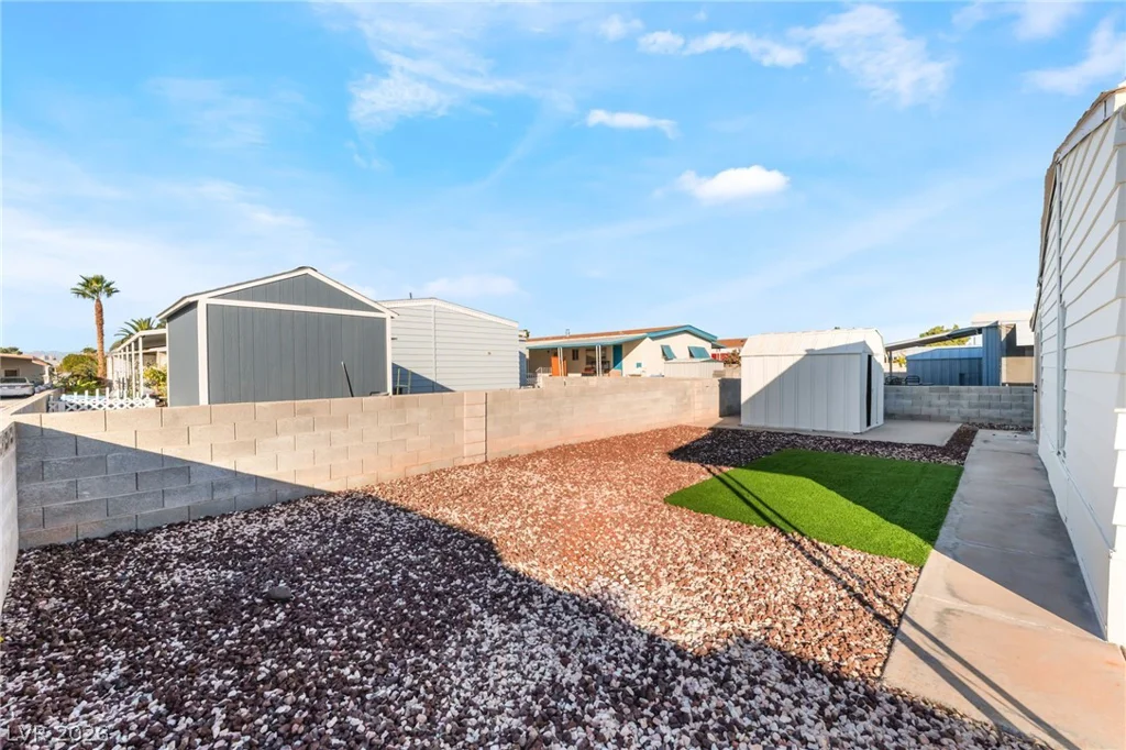 3361 Gulf Shores, Las Vegas, NV 89122