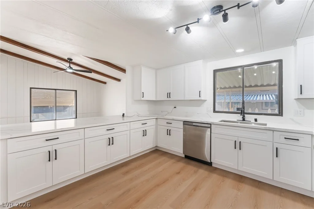 3361 Gulf Shores, Las Vegas, NV 89122