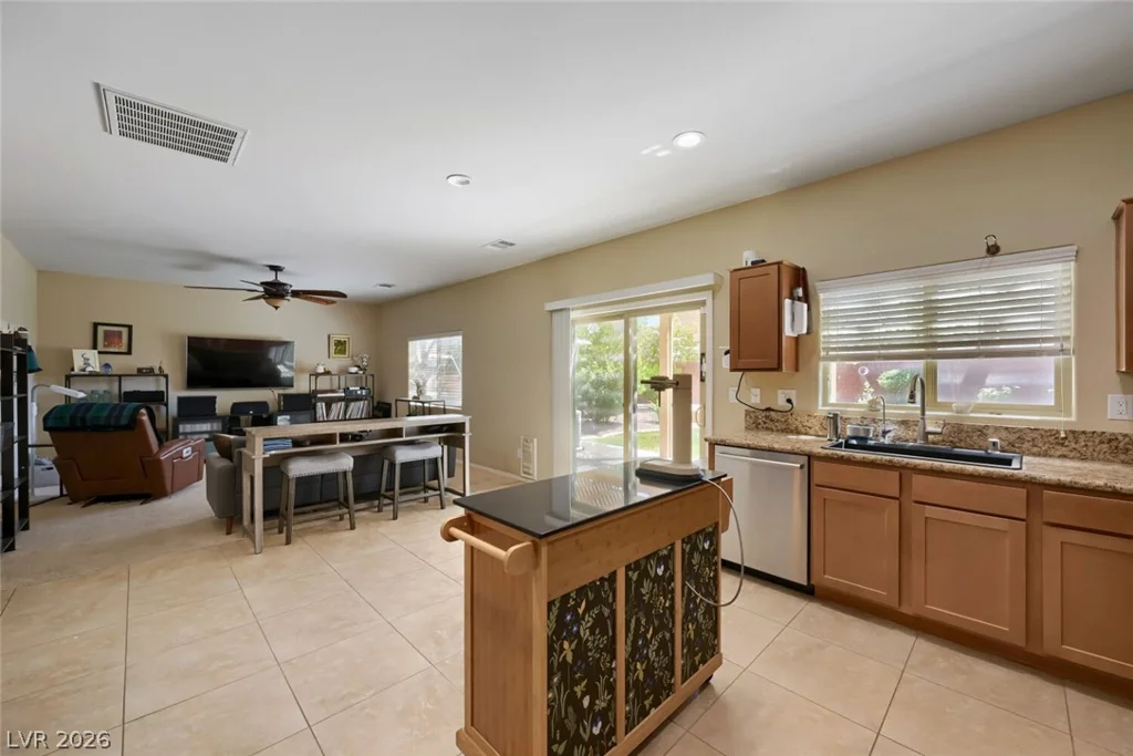10641 Axis Mountain, Las Vegas, NV 89166