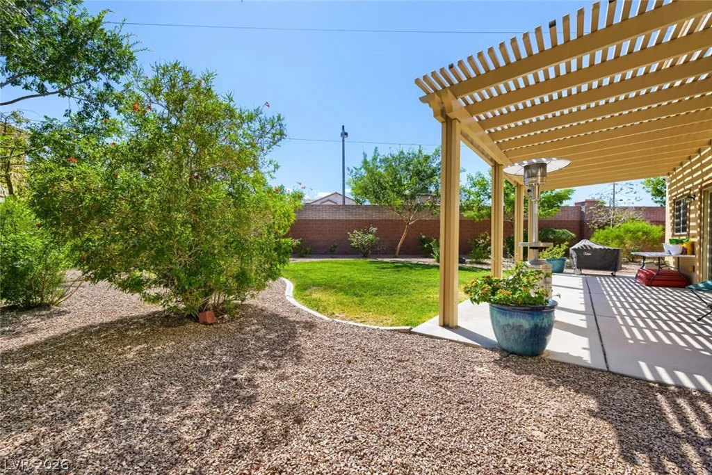 10641 Axis Mountain, Las Vegas, NV 89166