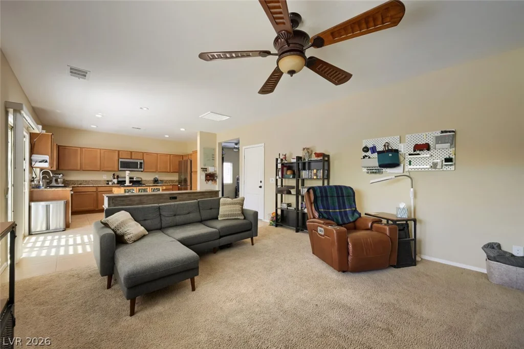 10641 Axis Mountain, Las Vegas, NV 89166