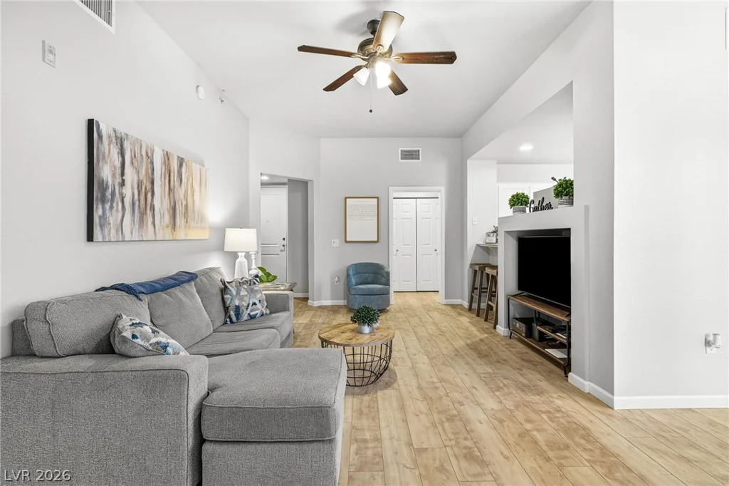 43 Agate, Las Vegas, NV 89123