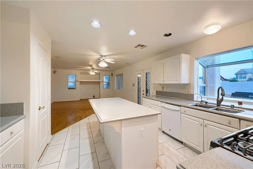 6633 Lucky Boy, Las Vegas, NV 89110