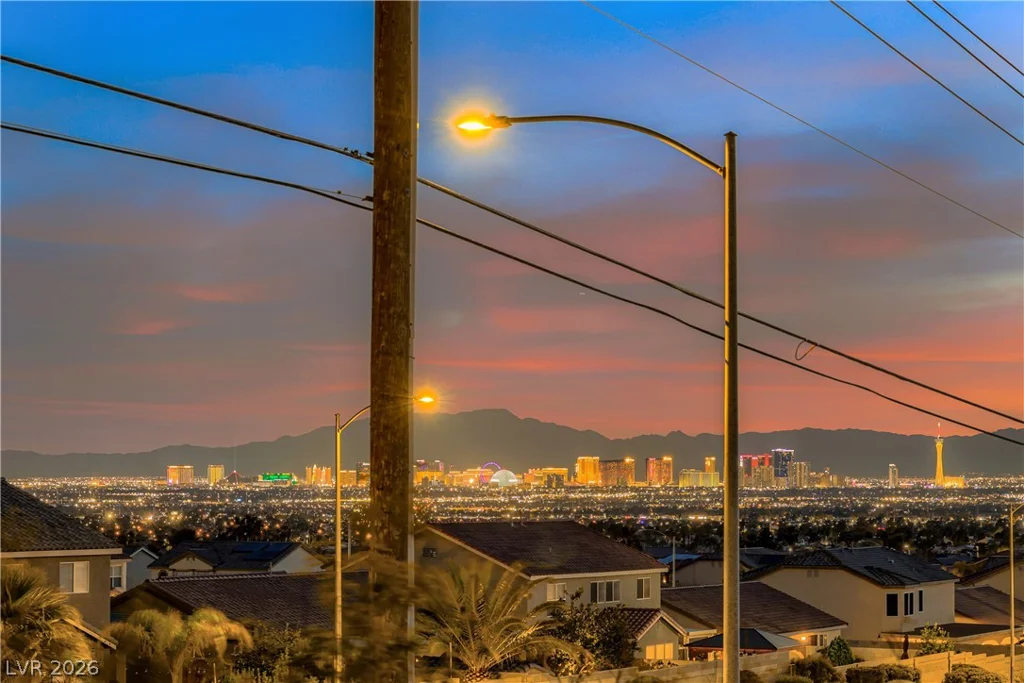 6633 Lucky Boy, Las Vegas, NV 89110