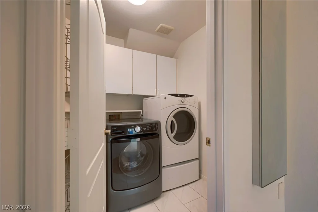 6633 Lucky Boy, Las Vegas, NV 89110
