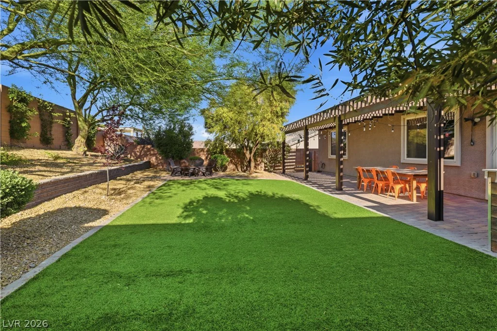 10310 Oak Terrace, Las Vegas, NV 89149