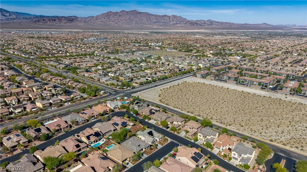 10310 Oak Terrace, Las Vegas, NV 89149