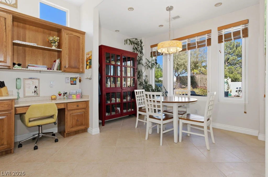 2332 Rumriver, Las Vegas, NV 89134