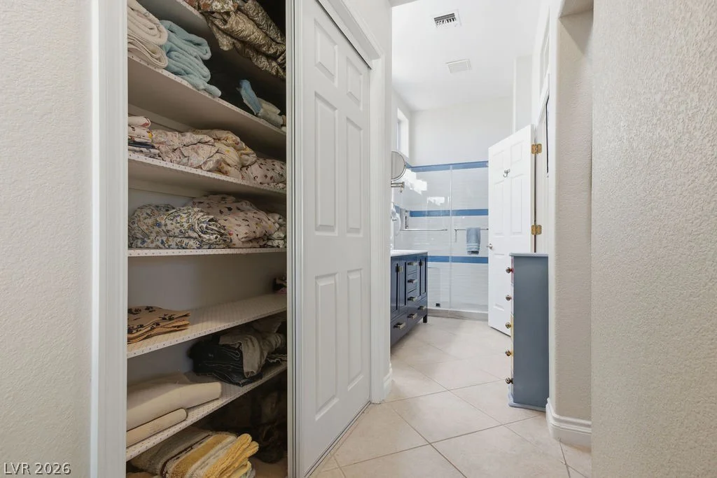 2332 Rumriver, Las Vegas, NV 89134