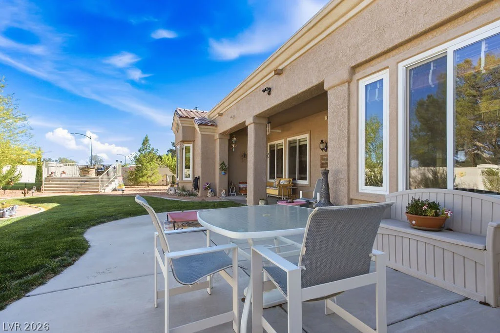 2332 Rumriver, Las Vegas, NV 89134
