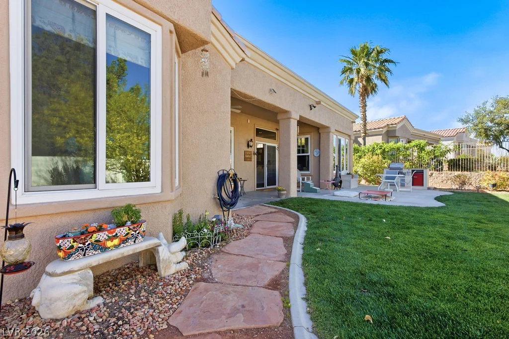2332 Rumriver, Las Vegas, NV 89134