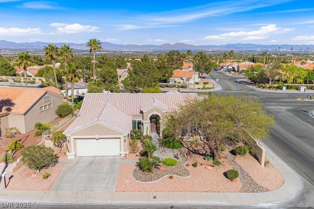 2332 Rumriver, Las Vegas, NV 89134