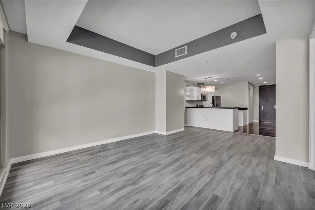 4525 Dean Martin, Las Vegas, NV 89103