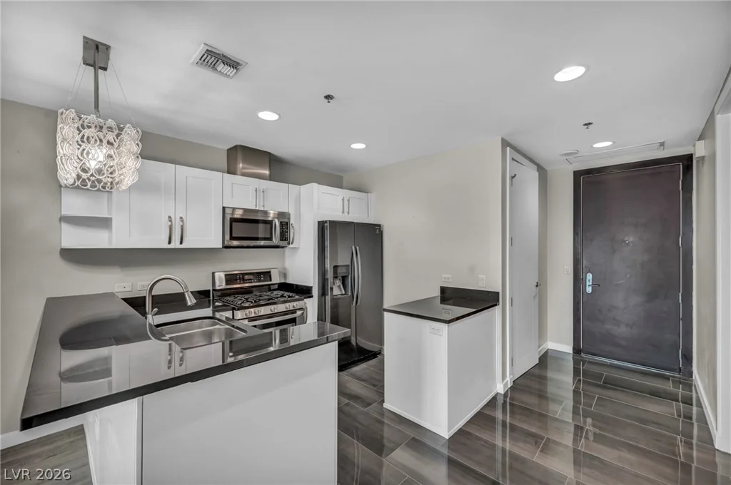 4525 Dean Martin, Las Vegas, NV 89103