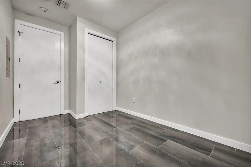 4525 Dean Martin, Las Vegas, NV 89103