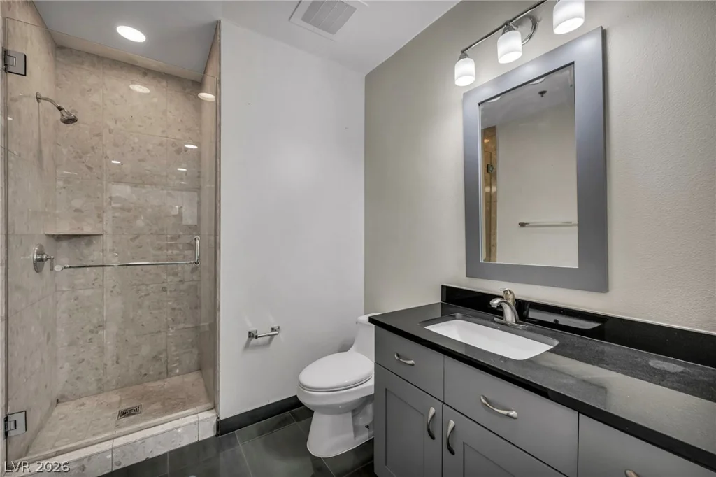 4525 Dean Martin, Las Vegas, NV 89103