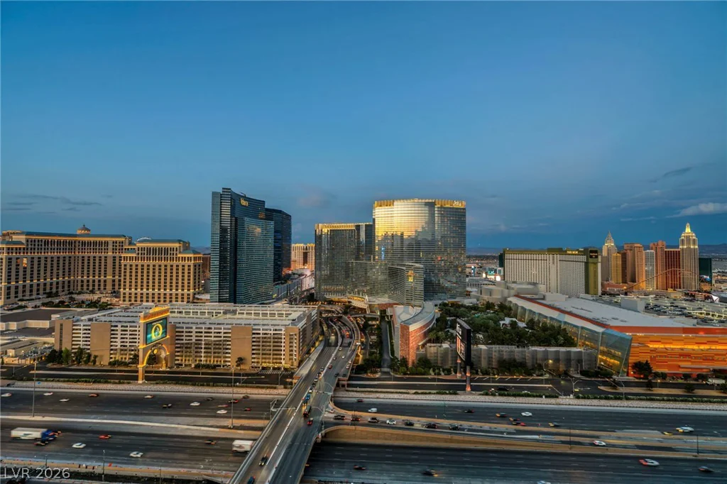 4525 Dean Martin, Las Vegas, NV 89103