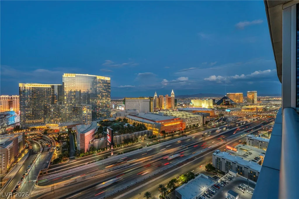 4525 Dean Martin, Las Vegas, NV 89103