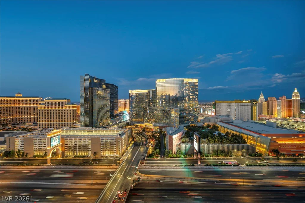 4525 Dean Martin, Las Vegas, NV 89103