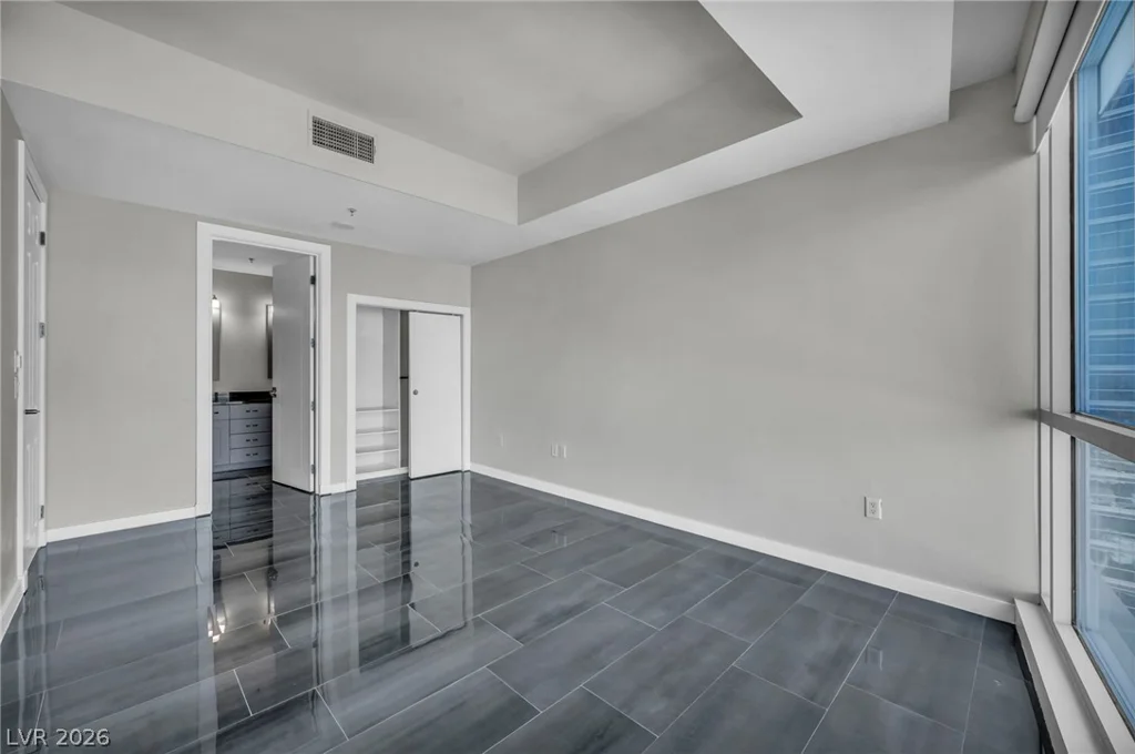 4525 Dean Martin, Las Vegas, NV 89103