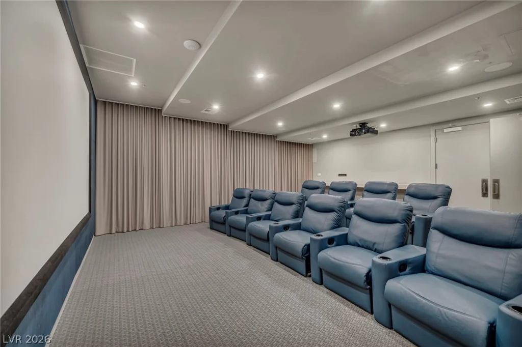 4525 Dean Martin, Las Vegas, NV 89103