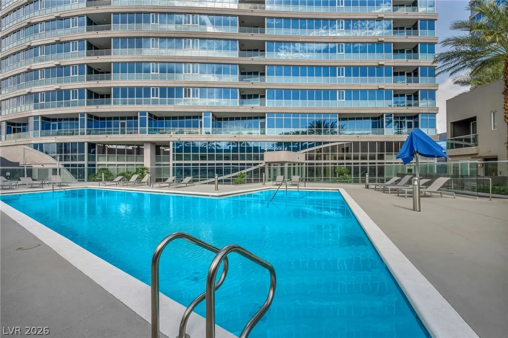4525 Dean Martin, Las Vegas, NV 89103
