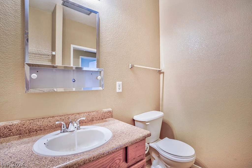 2161 Hussium Hills, Las Vegas, NV 89108
