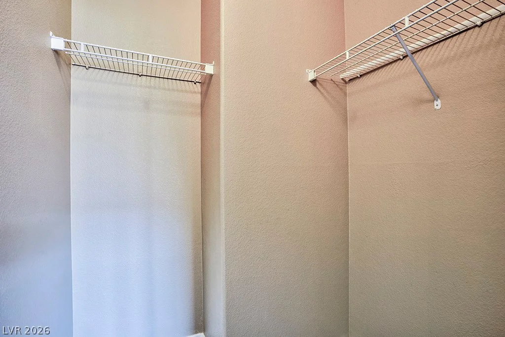 2161 Hussium Hills, Las Vegas, NV 89108