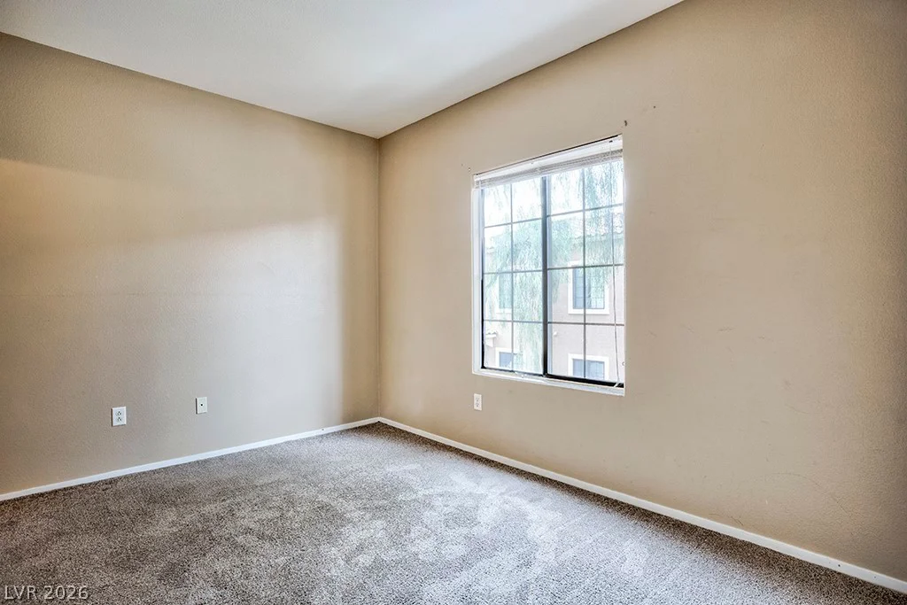 2161 Hussium Hills, Las Vegas, NV 89108