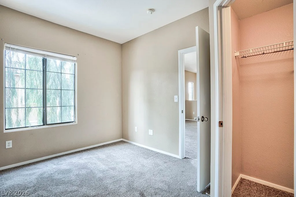 2161 Hussium Hills, Las Vegas, NV 89108