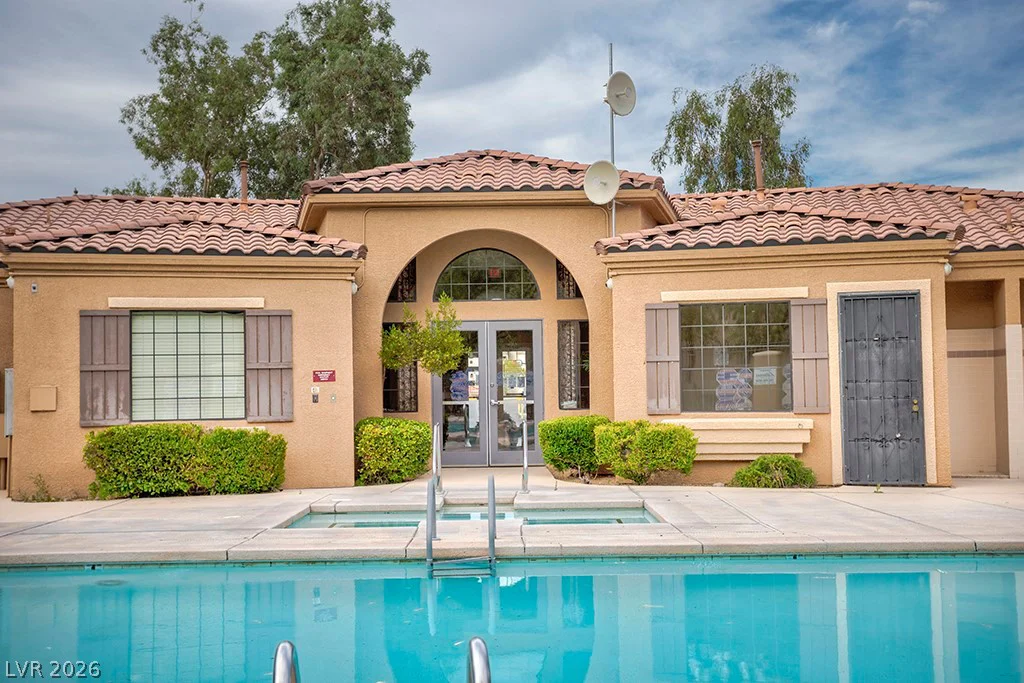 2161 Hussium Hills, Las Vegas, NV 89108